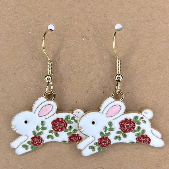 Jewelry - Easter Bunny Elegant Charm with 18k Gold Platted Hook